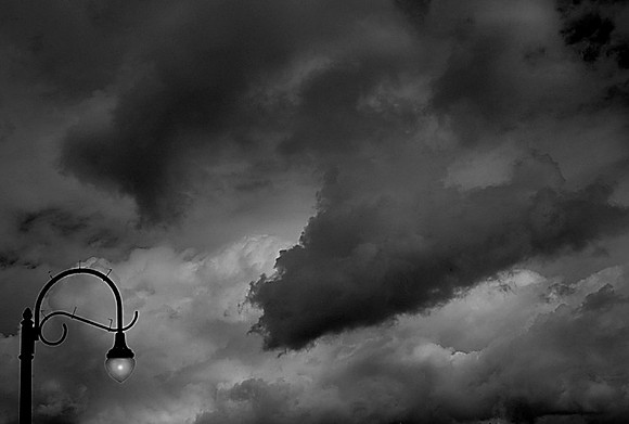 CAT 1691 D CD63  SANTA MONICA PIER  1 BW  JPEG 180K